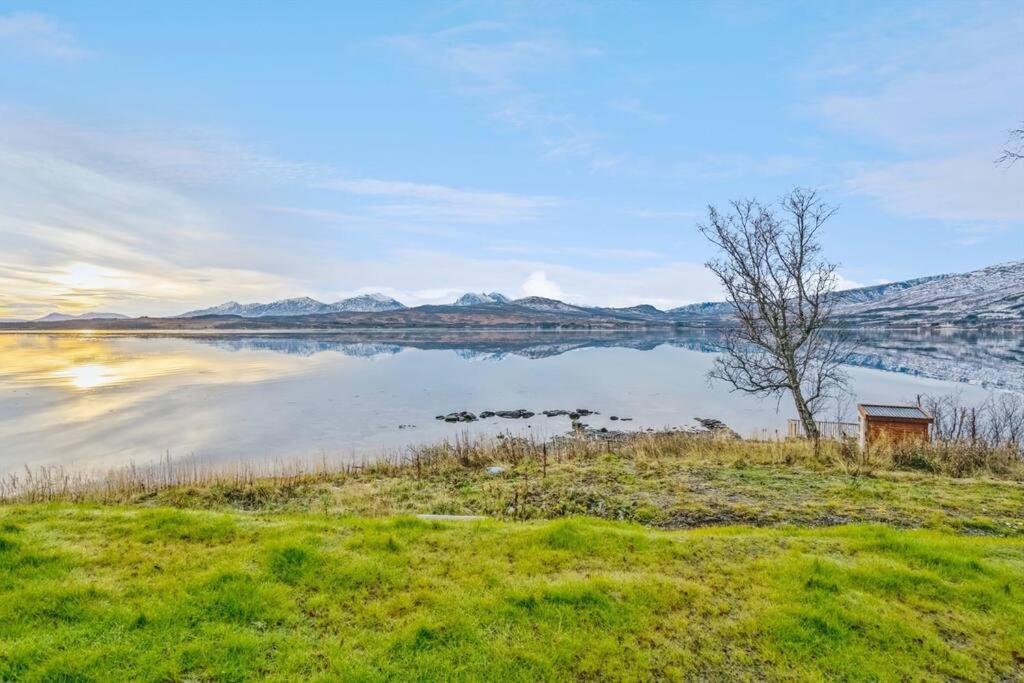 Hus Med Egen Strandlinje Tromsø Dış mekan fotoğraf