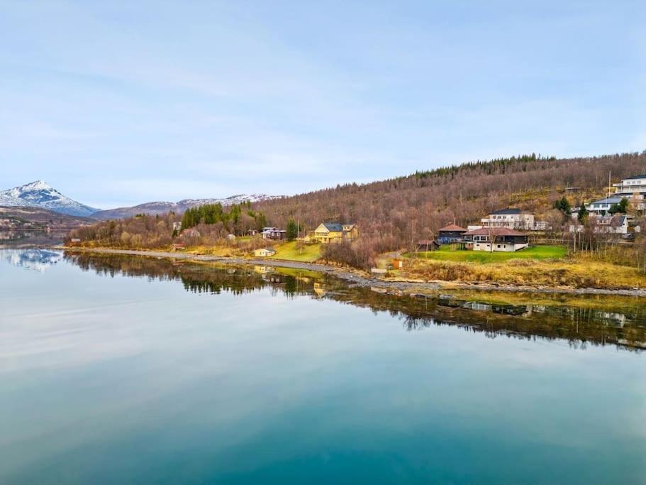 Hus Med Egen Strandlinje Tromsø Dış mekan fotoğraf